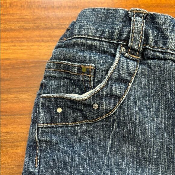 Disney Princess Jean shorts/Capri pants. - Picture 7 of 7